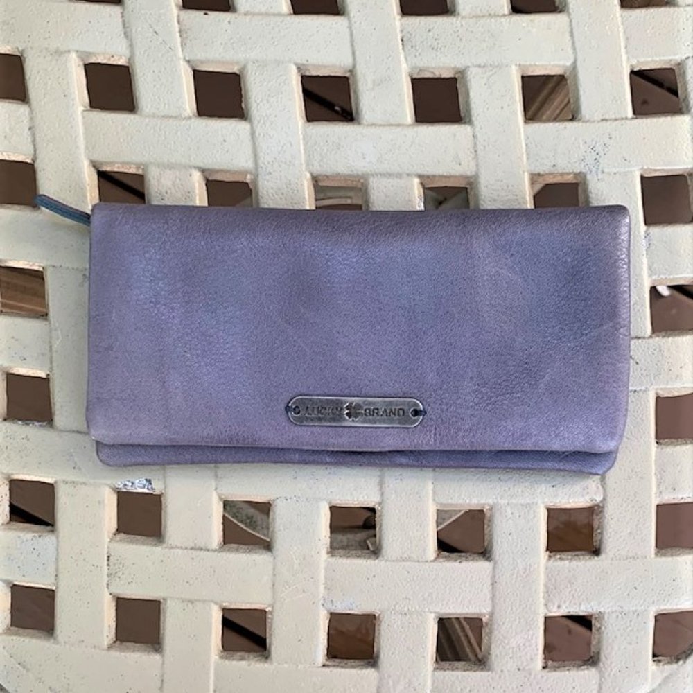 NEW Lucky Brand Leather Wallet